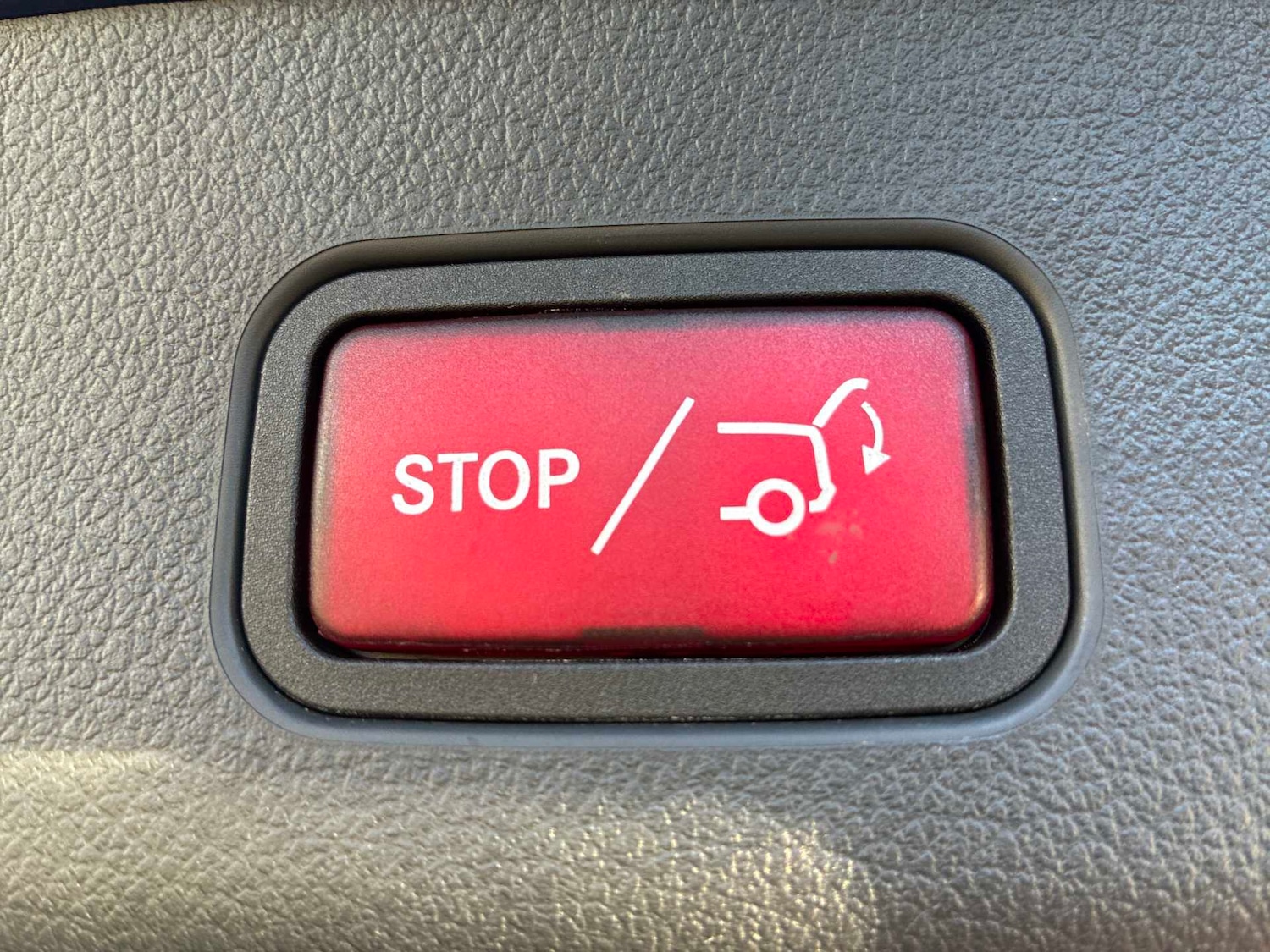 Used Mercedes-Benz GLC 2024 for sale - 77584644: Photo 41