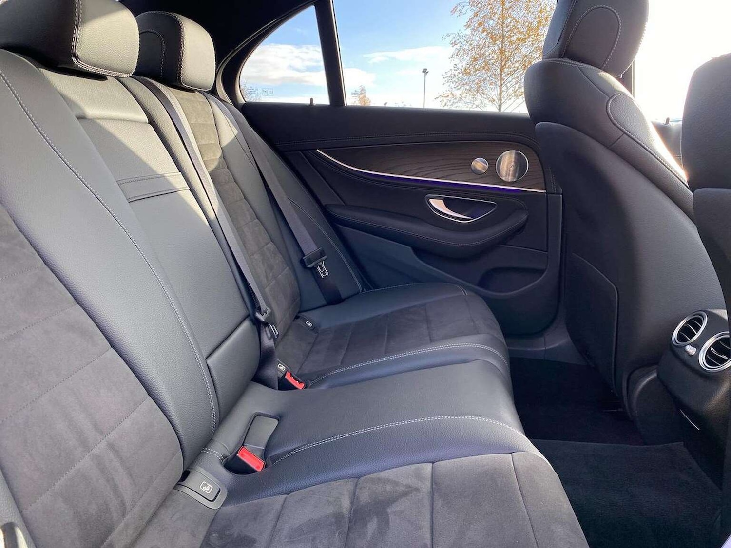 Used Mercedes-Benz E Class 2019 for sale - 77572923: Photo 16