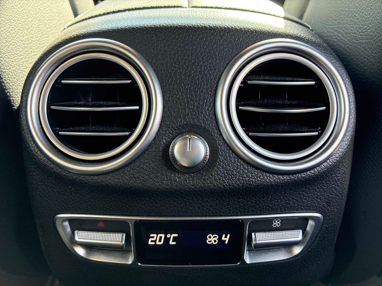 Used Mercedes-Benz GLC 2022 for sale - 78192582: Photo 43