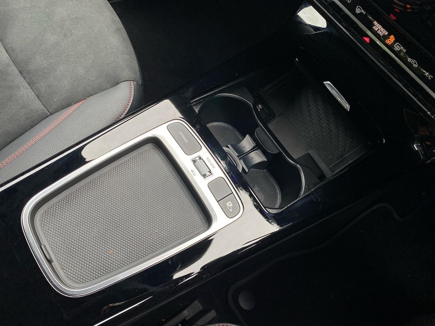 Used Mercedes-Benz CLA 2024 for sale - 76157141: Photo 32