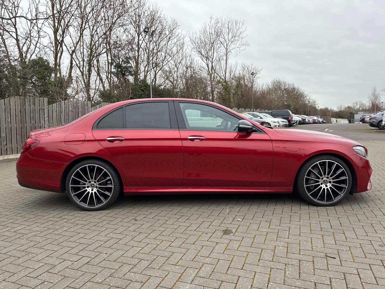 Used Mercedes-Benz E Class 2019 for sale - 77837056: Photo 3