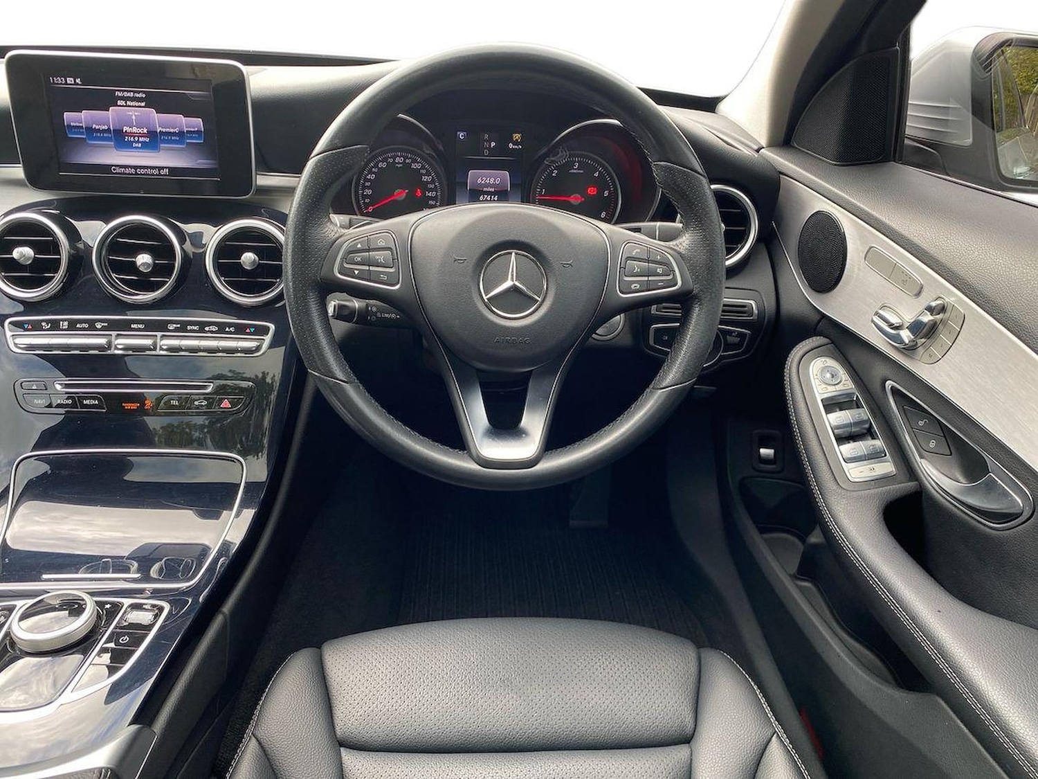 Used Mercedes-Benz C Class 2018 for sale - 76402434: Photo 9
