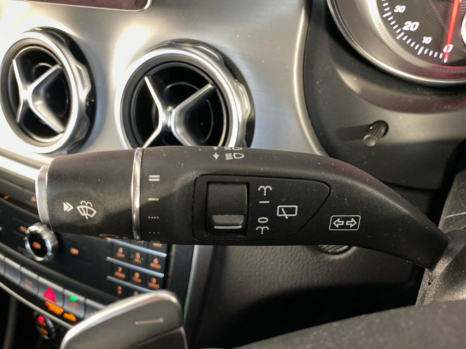 Used Mercedes-Benz GLA 2018 for sale - 76455175: Photo 28