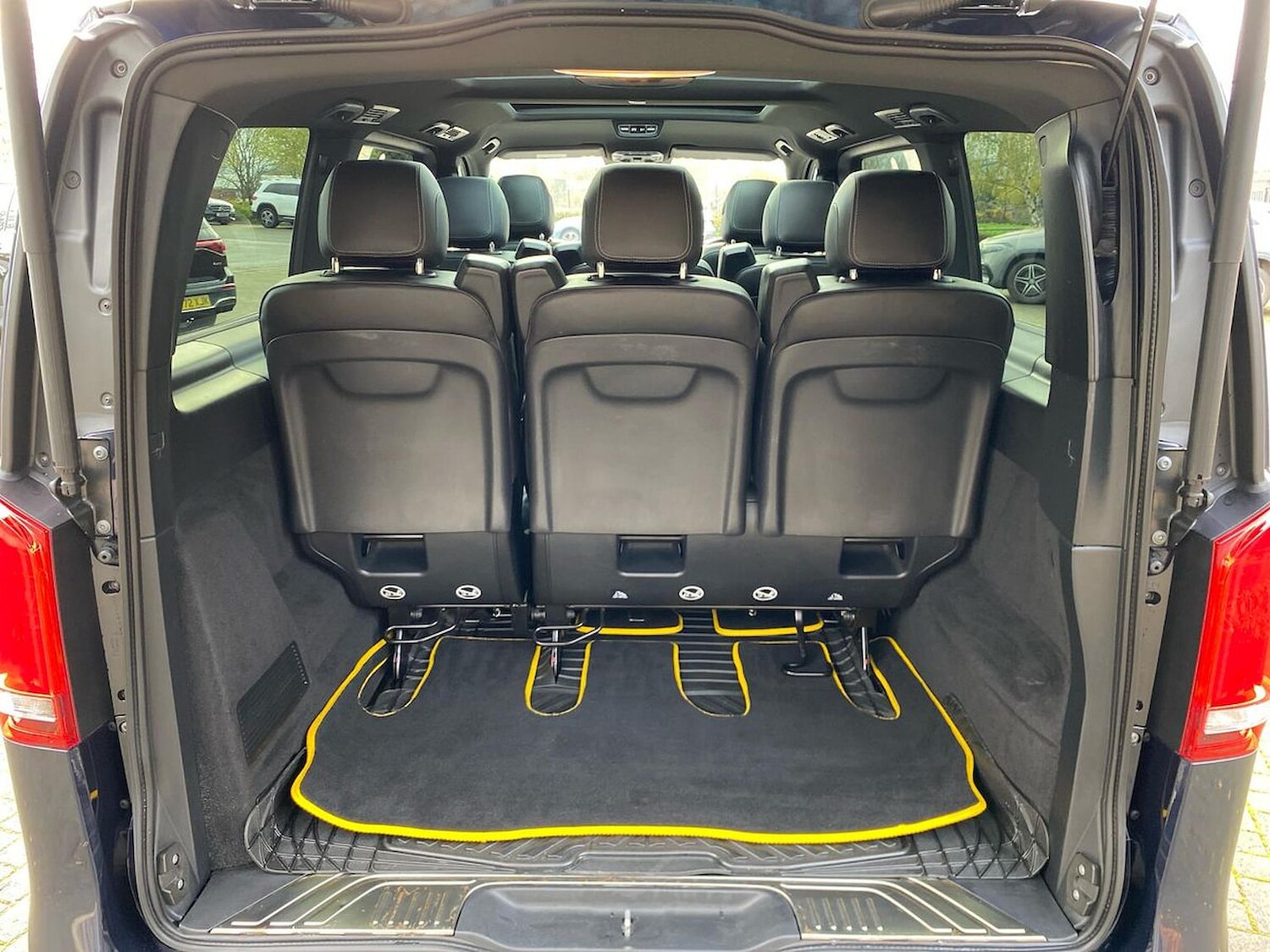 Used Mercedes-Benz V-Class 2022 for sale - 77488308: Photo 17