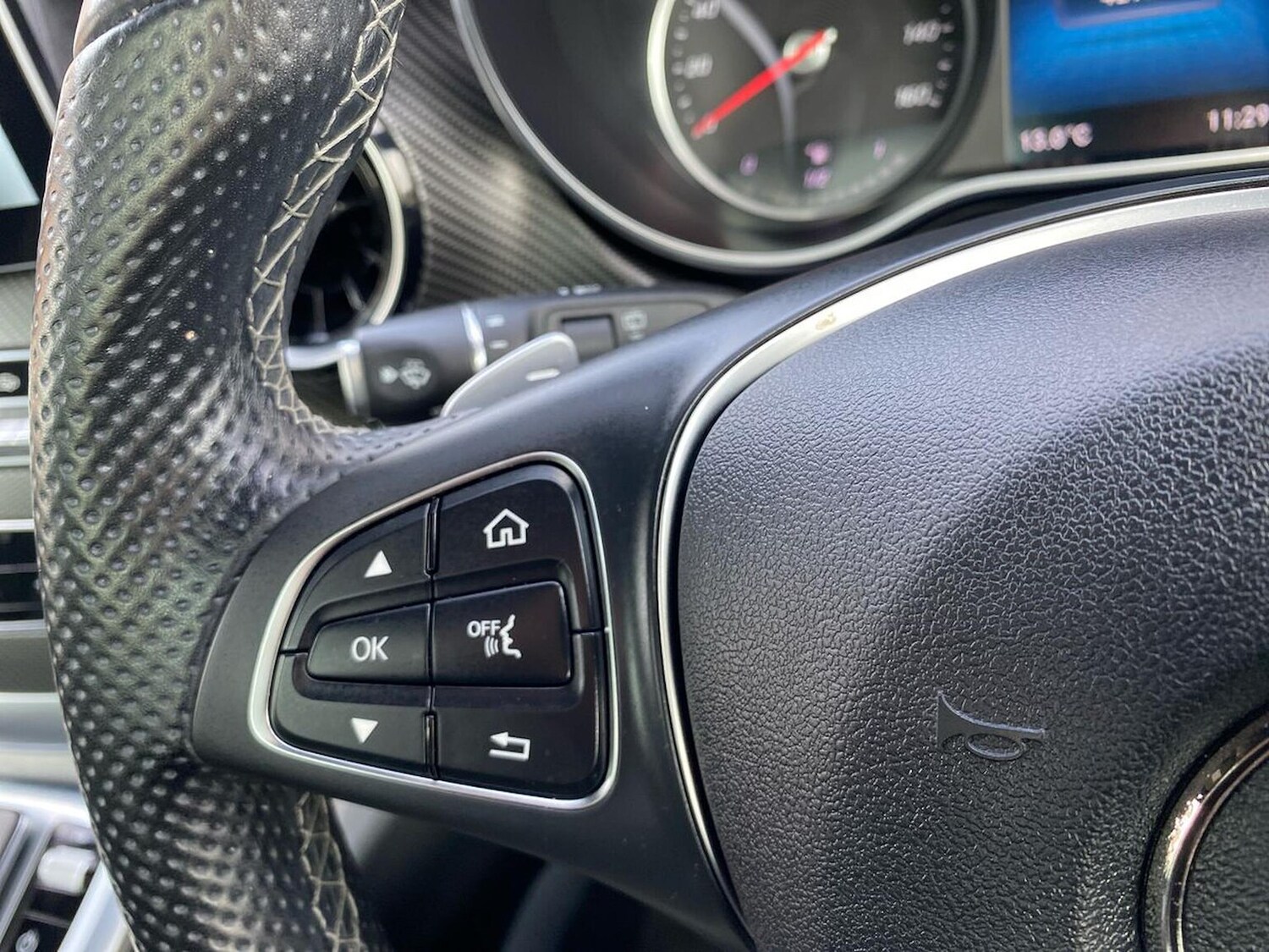 Used Mercedes-Benz V-Class 2022 for sale - 77488308: Photo 26