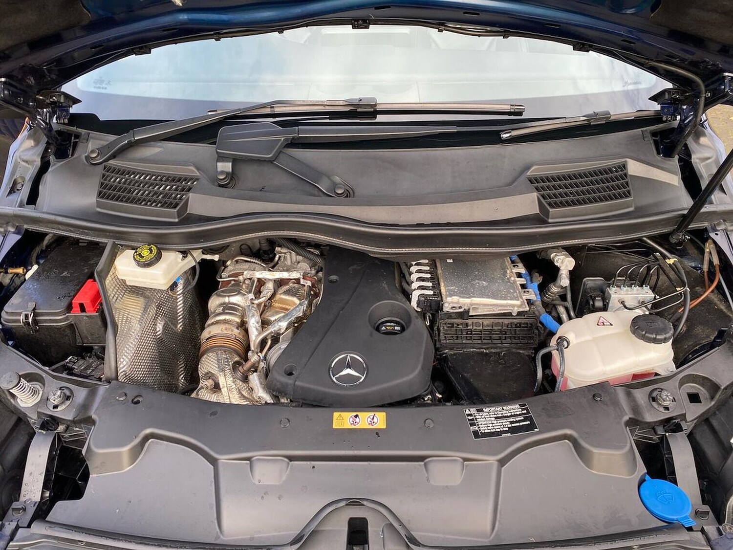 Used Mercedes-Benz V-Class 2022 for sale - 77488308: Photo 39