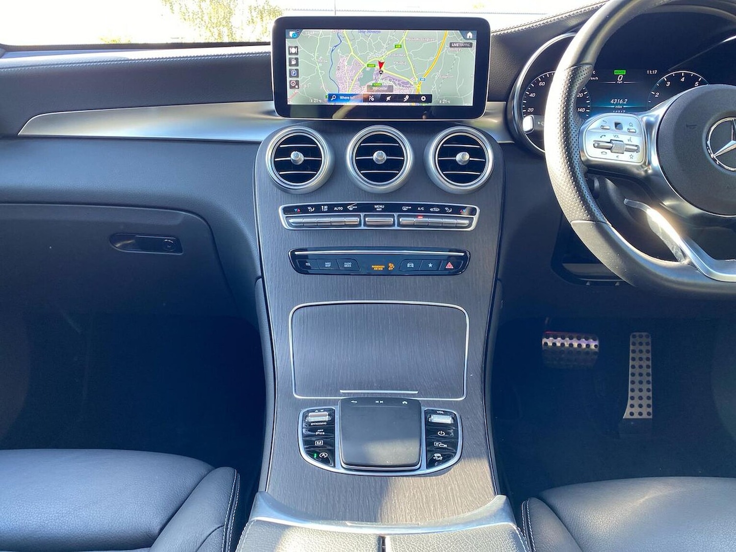 Used Mercedes-Benz GLC 2023 for sale - 76365084: Photo 13