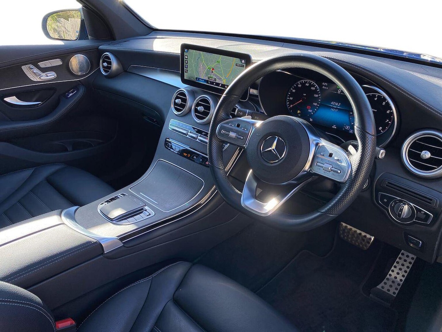 Used Mercedes-Benz GLC 2023 for sale - 76365084: Photo 15