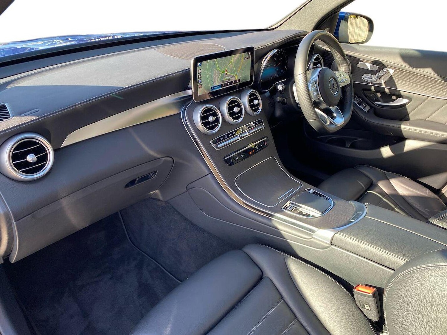 Used Mercedes-Benz GLC 2023 for sale - 76365084: Photo 7