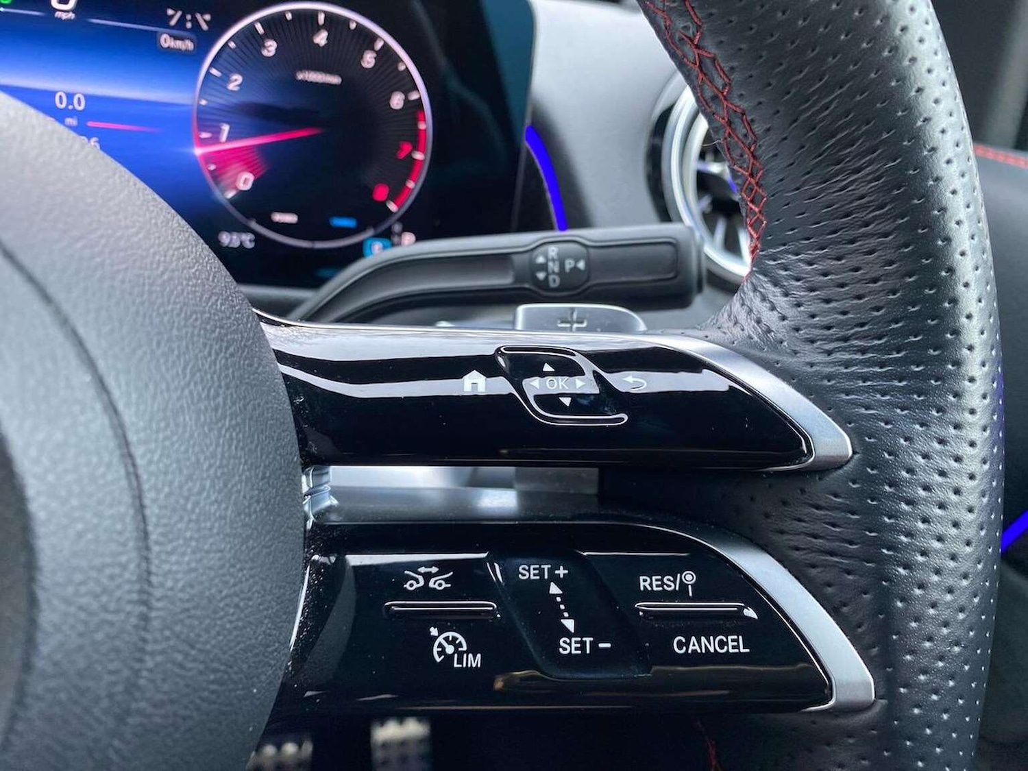 Used Mercedes-Benz GLB 2024 for sale - 77954093: Photo 27