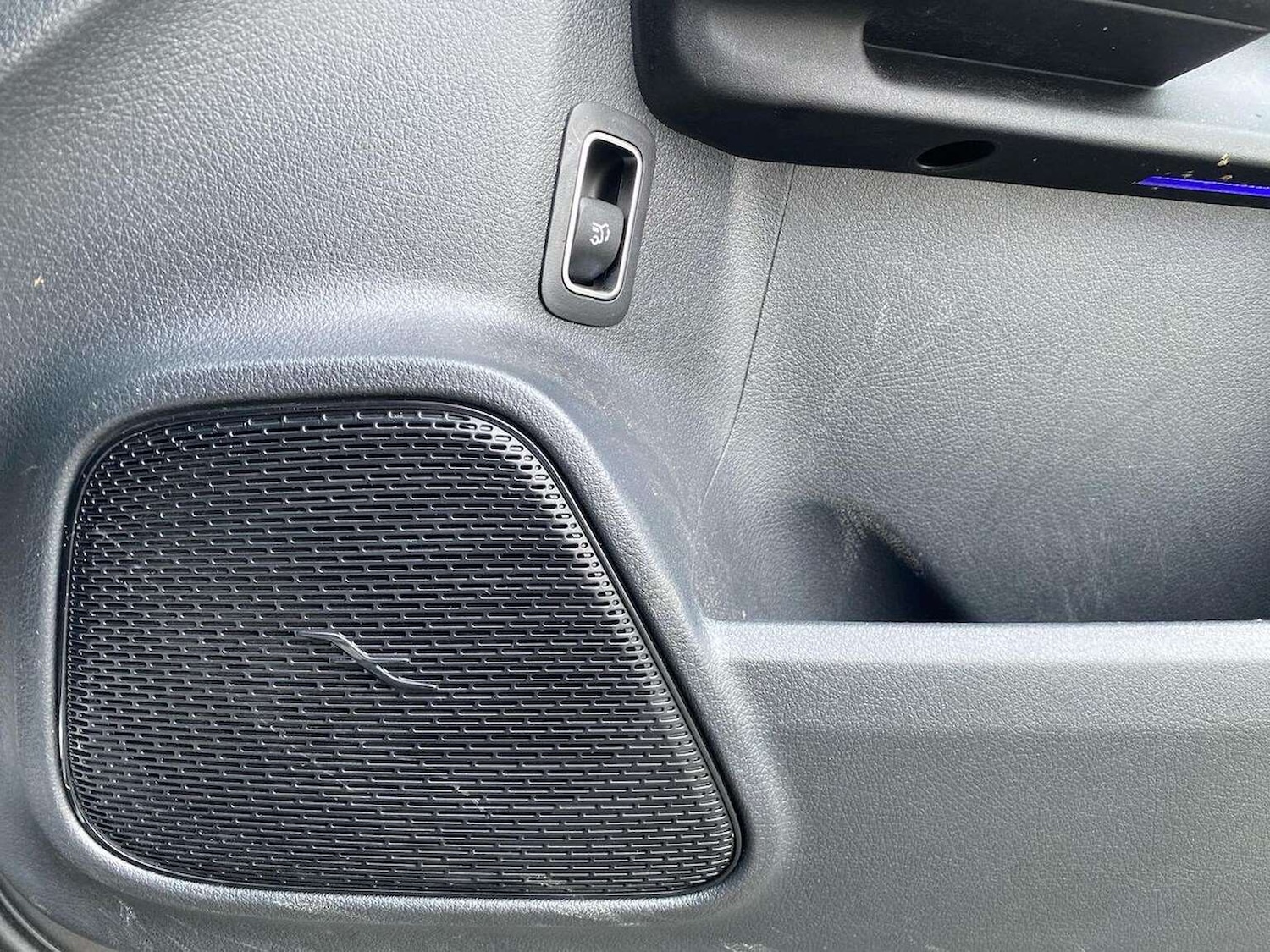 Used Mercedes-Benz GLB 2024 for sale - 77954093: Photo 31