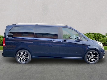 Used Mercedes-Benz V-Class 2022 for sale - 76628015: Photo