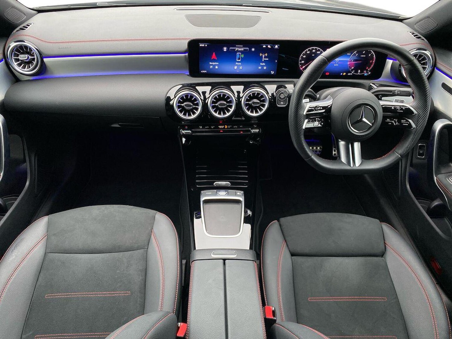 Used Mercedes-Benz CLA 2024 for sale - 76157137: Photo 8