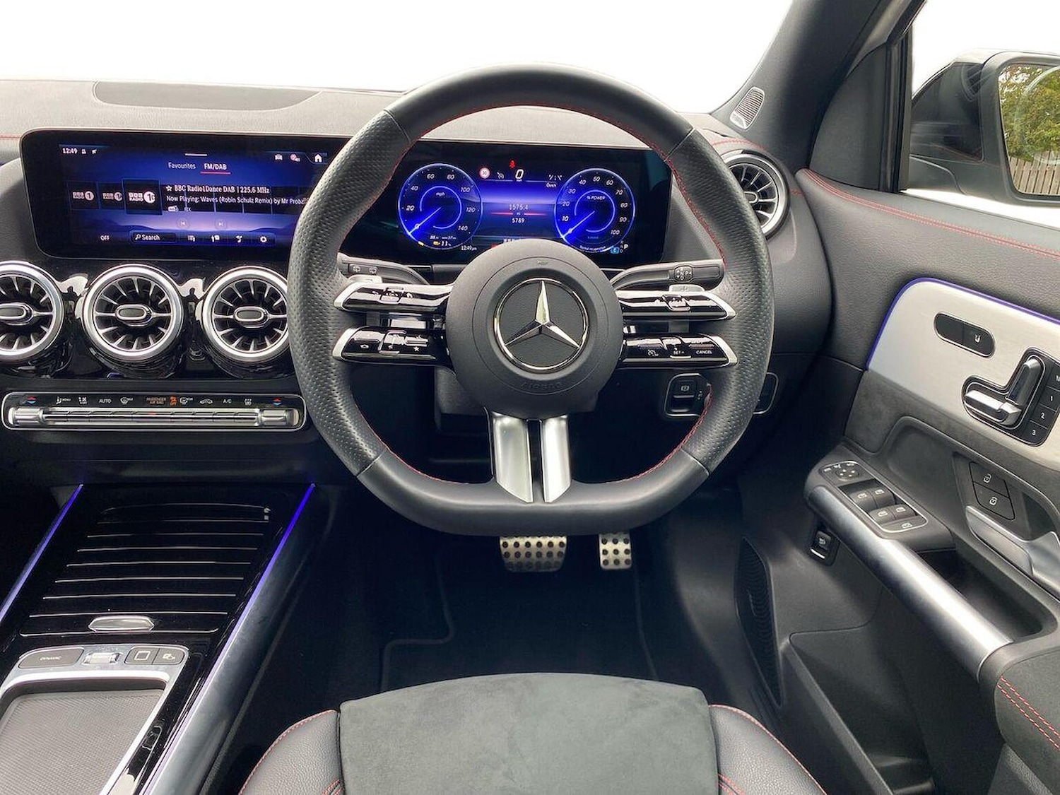Used Mercedes-Benz EQA 2024 for sale - 76114364: Photo 9