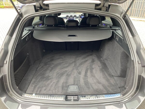 Used Mercedes-Benz C-Class 2023 for sale - 76082563: Photo 17
