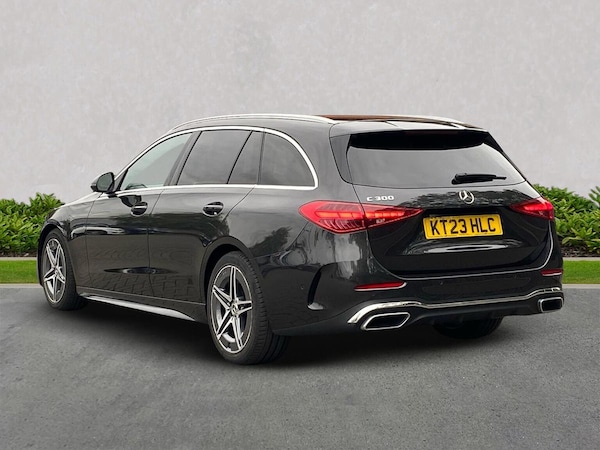 Used Mercedes-Benz C-Class 2023 for sale - 76082563: Photo 2