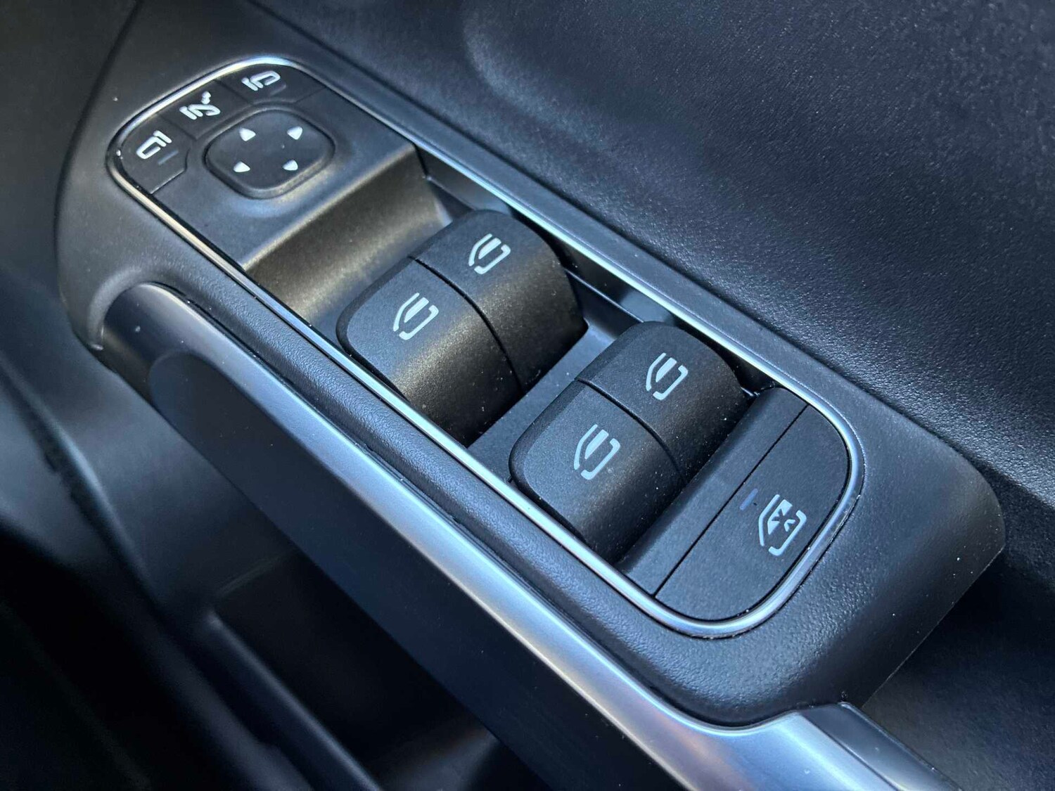 Used Mercedes-Benz GLB 2025 for sale - 78191580: Photo 21