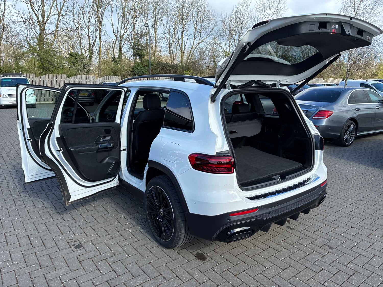 Used Mercedes-Benz GLB 2025 for sale - 78191580: Photo 38