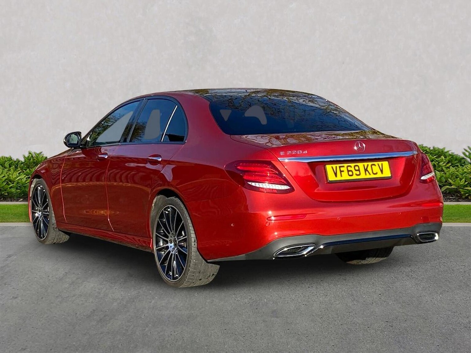 Used Mercedes-Benz E Class 2019 for sale - 77488340: Photo 2