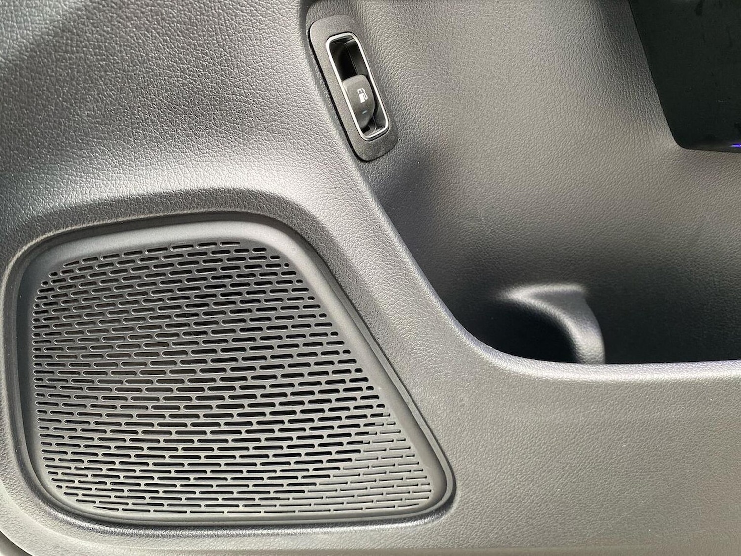 Used Mercedes-Benz CLA 2024 for sale - 76157140: Photo 31