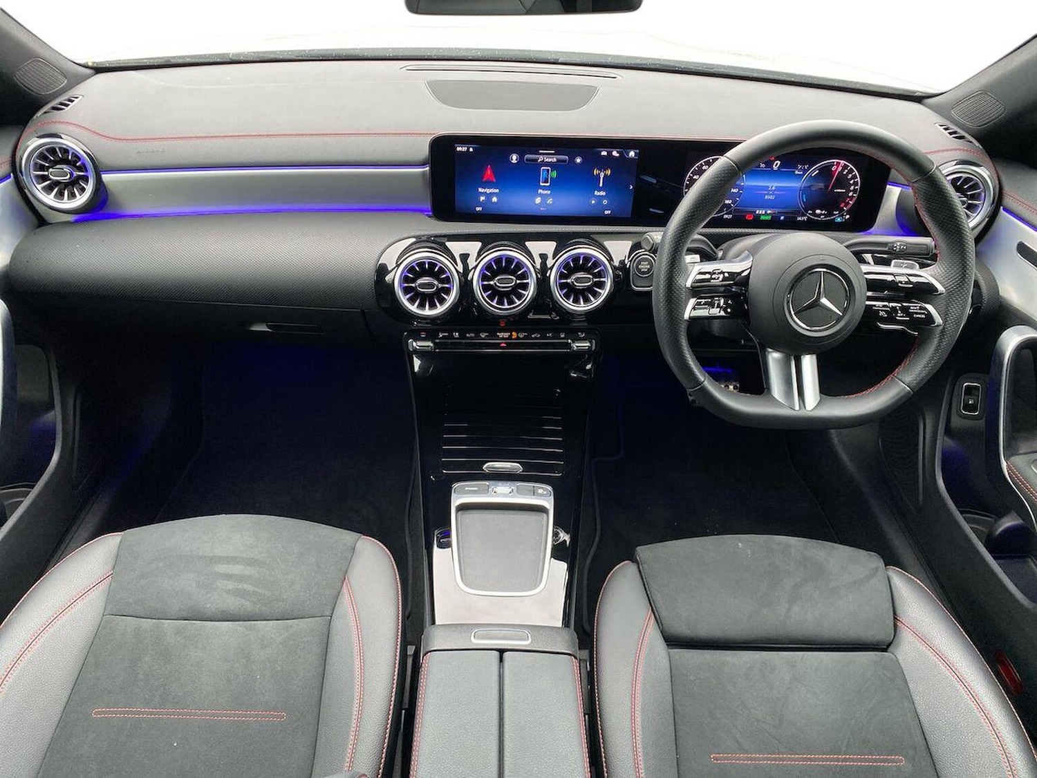 Used Mercedes-Benz CLA 2024 for sale - 76157140: Photo 8