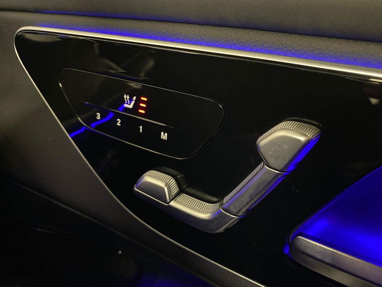 Used Mercedes-Benz GLC 2024 for sale - 76559740: Photo 32