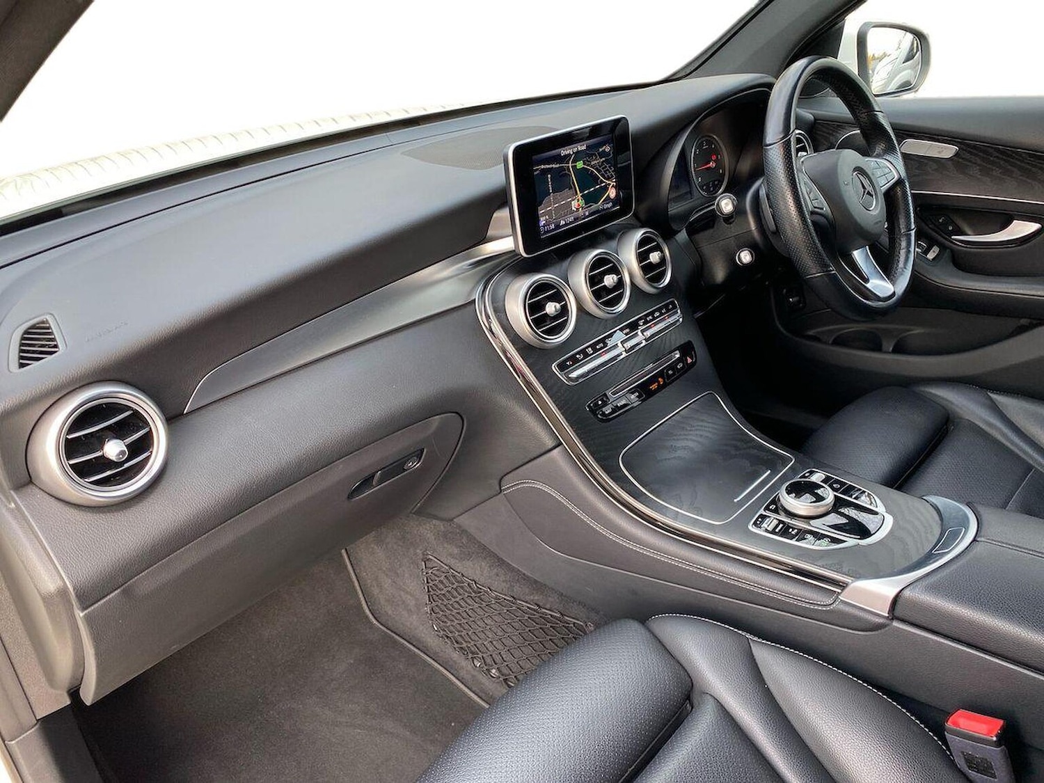 Used Mercedes-Benz GLC 2018 for sale - 76982878: Photo 7