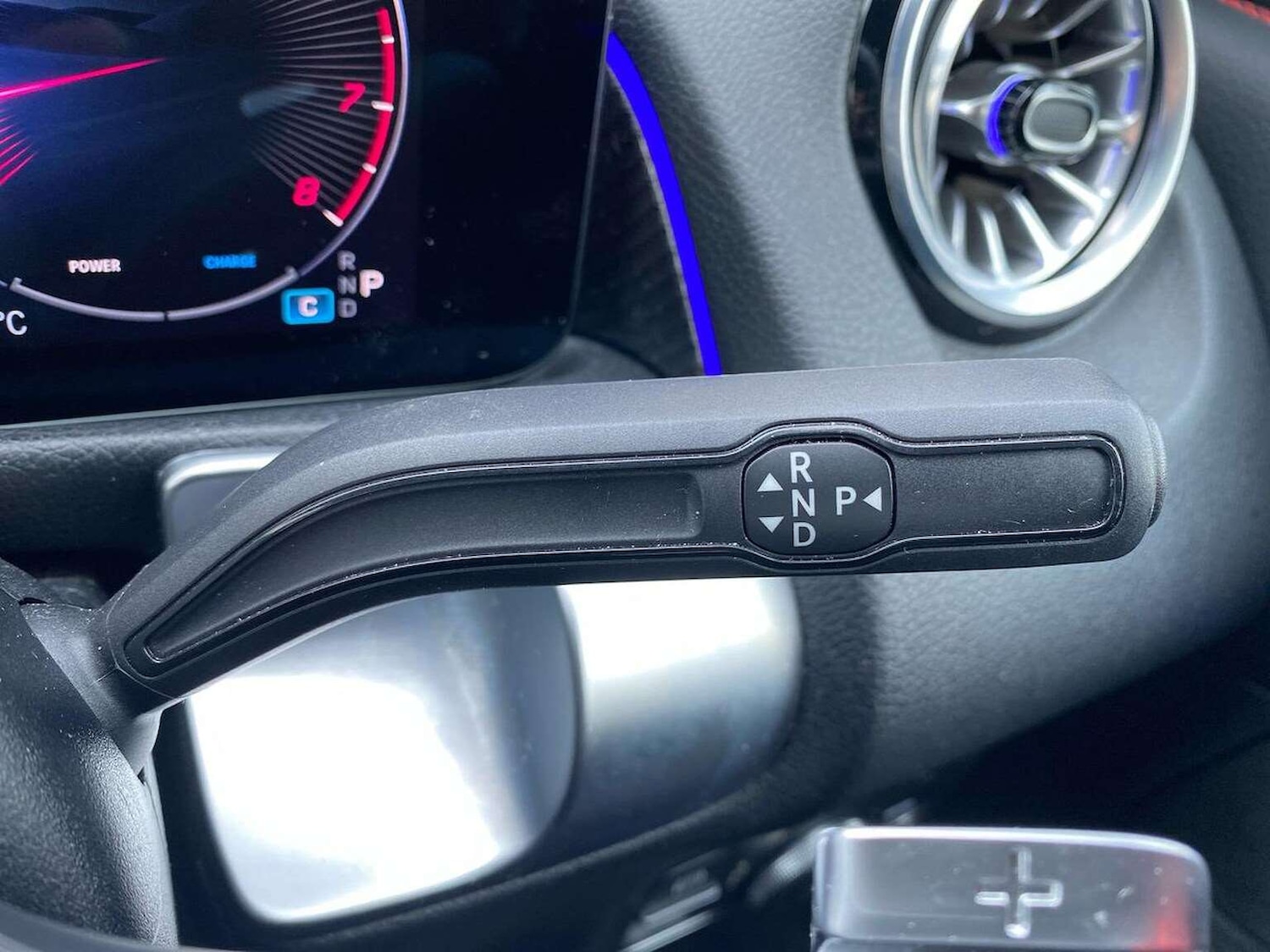 Used Mercedes-Benz GLB 2024 for sale - 77688025: Photo 29