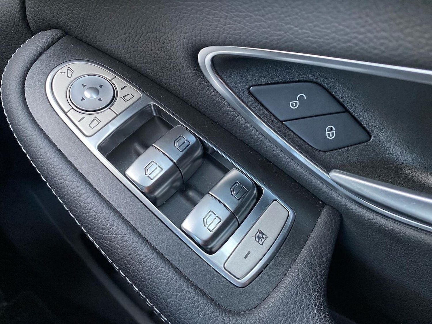 Used Mercedes-Benz C Class 2020 for sale - 76449588: Photo 21