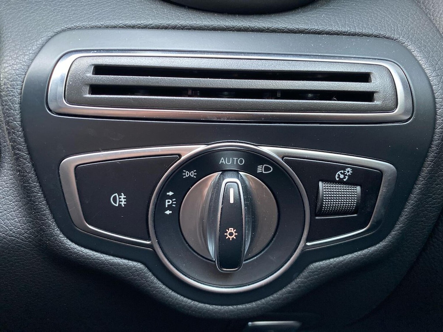 Used Mercedes-Benz C Class 2020 for sale - 76449588: Photo 22