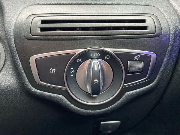 Used Mercedes-Benz GLC 2022 for sale - 76316681: Photo 22