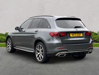 Used Mercedes-Benz GLC 2022 for sale - 76316681: Photo 2