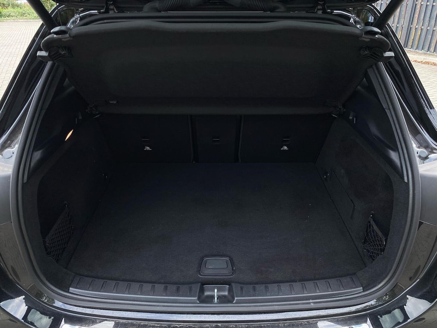 Used Mercedes-Benz EQA 2024 for sale - 76329969: Photo 17