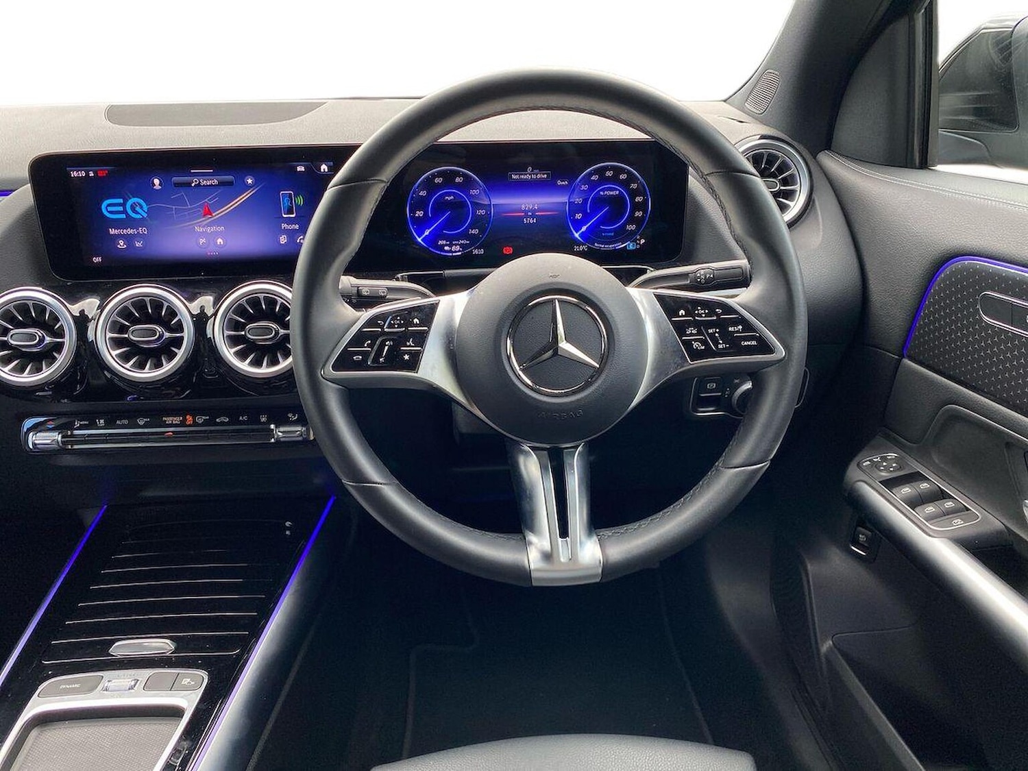 Used Mercedes-Benz EQA 2024 for sale - 76329969: Photo 9