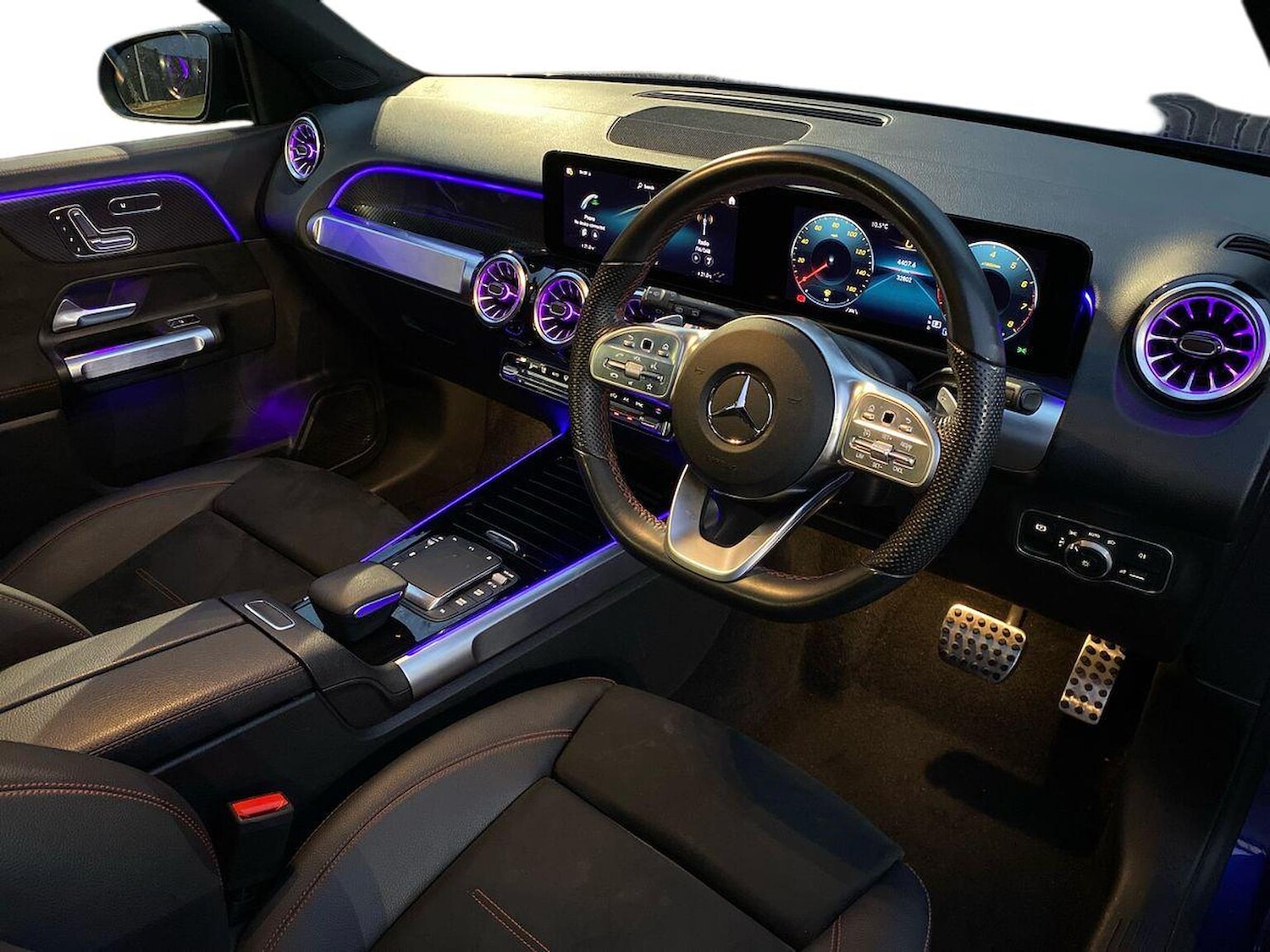 Used Mercedes-Benz GLB 2023 for sale - 77023451: Photo 17