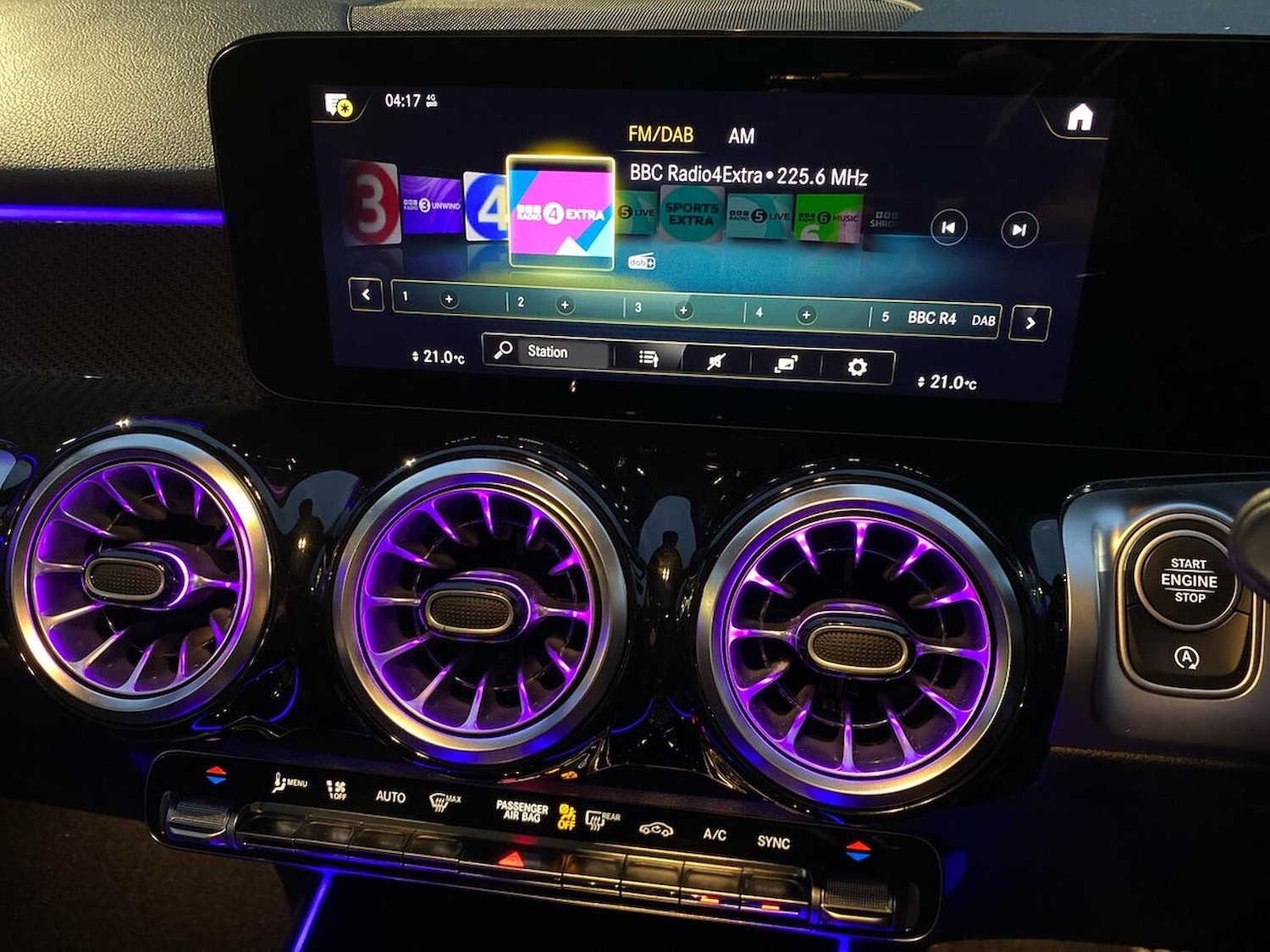 Used Mercedes-Benz GLB 2023 for sale - 77023451: Photo 27