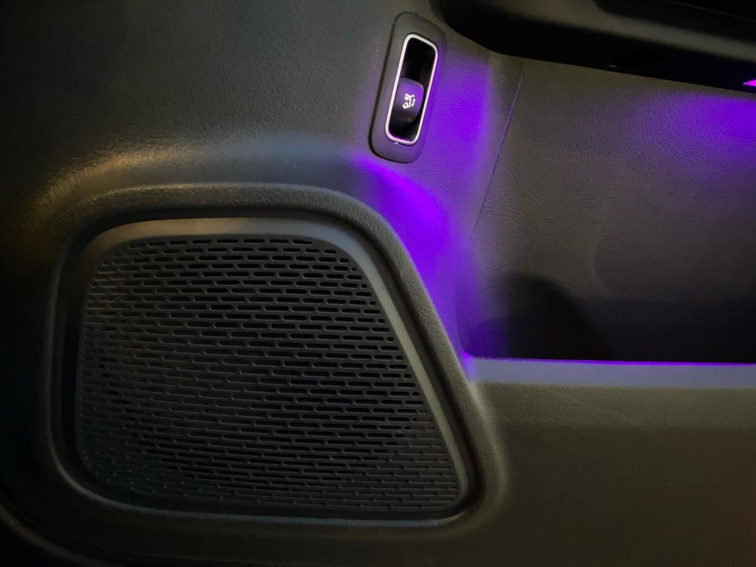 Used Mercedes-Benz GLB 2023 for sale - 77023451: Photo 33