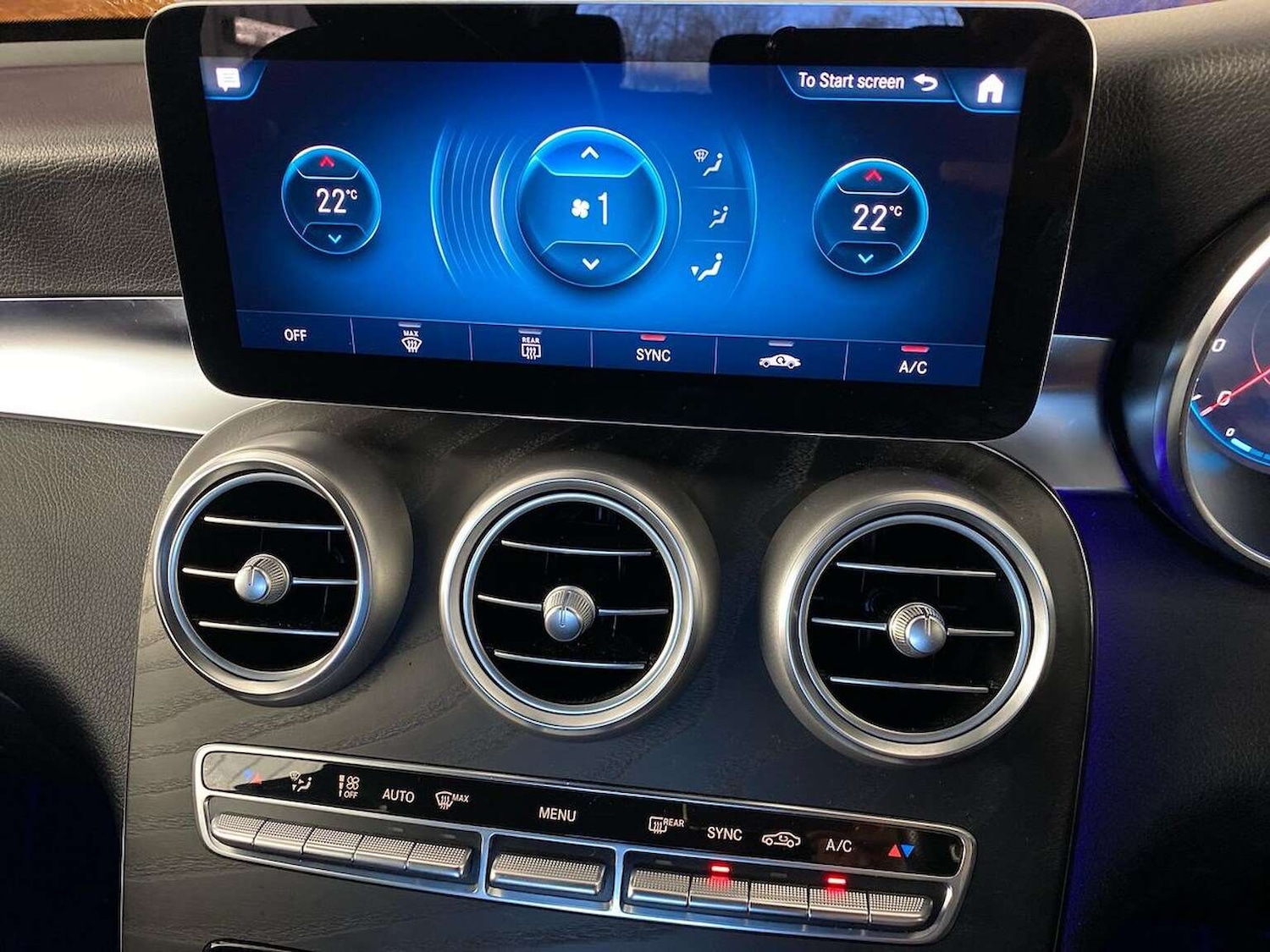 Used Mercedes-Benz GLC 2021 for sale - 77578772: Photo 12