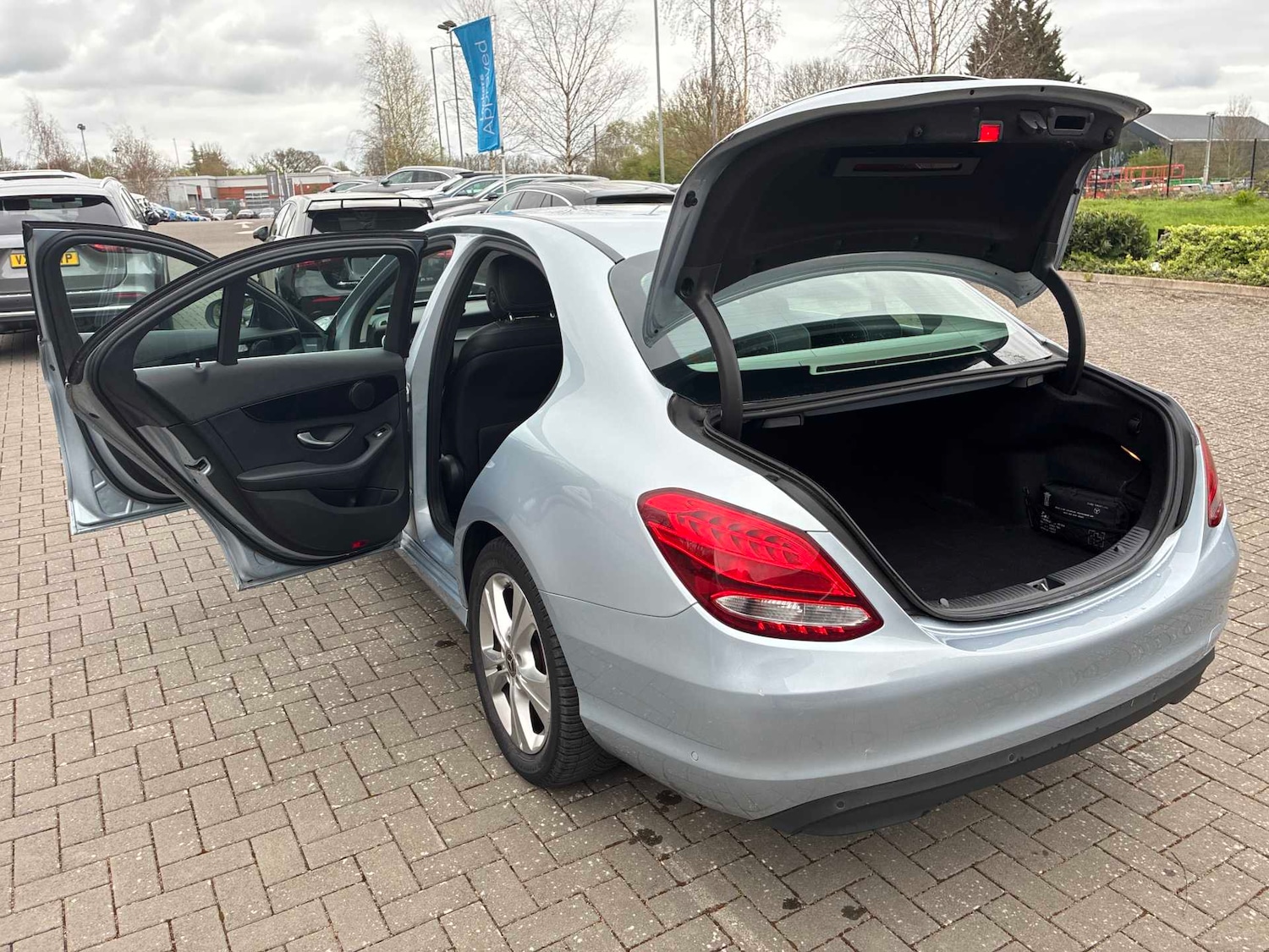 Used Mercedes-Benz C Class 2017 for sale - 78191315: Photo 38