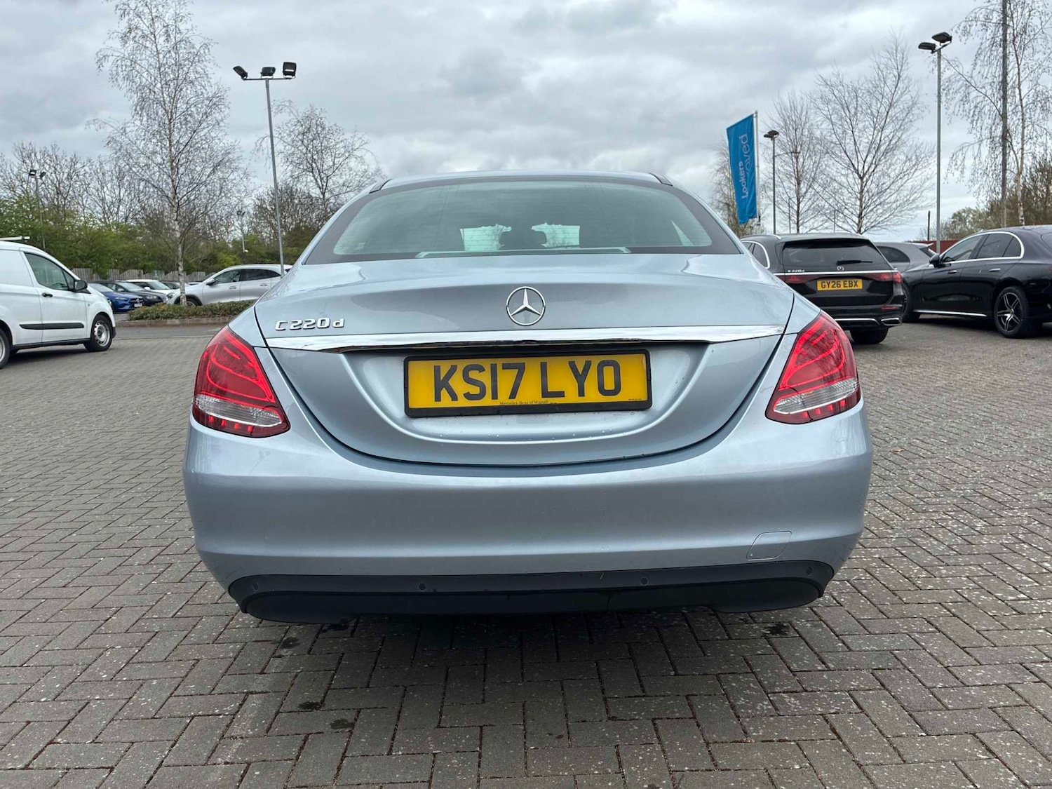 Used Mercedes-Benz C Class 2017 for sale - 78191315: Photo 4