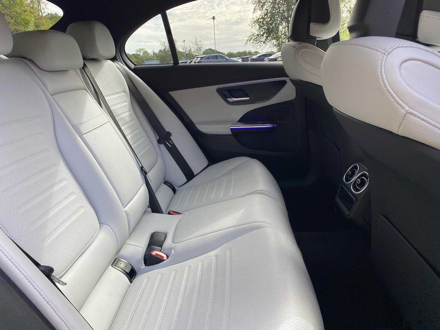 Used Mercedes-Benz C Class 2024 for sale - 76387158: Photo 16