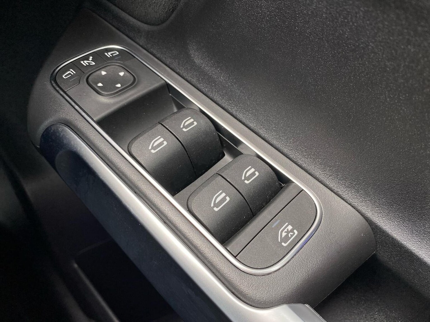 Used Mercedes-Benz GLB 2024 for sale - 76382671: Photo 21