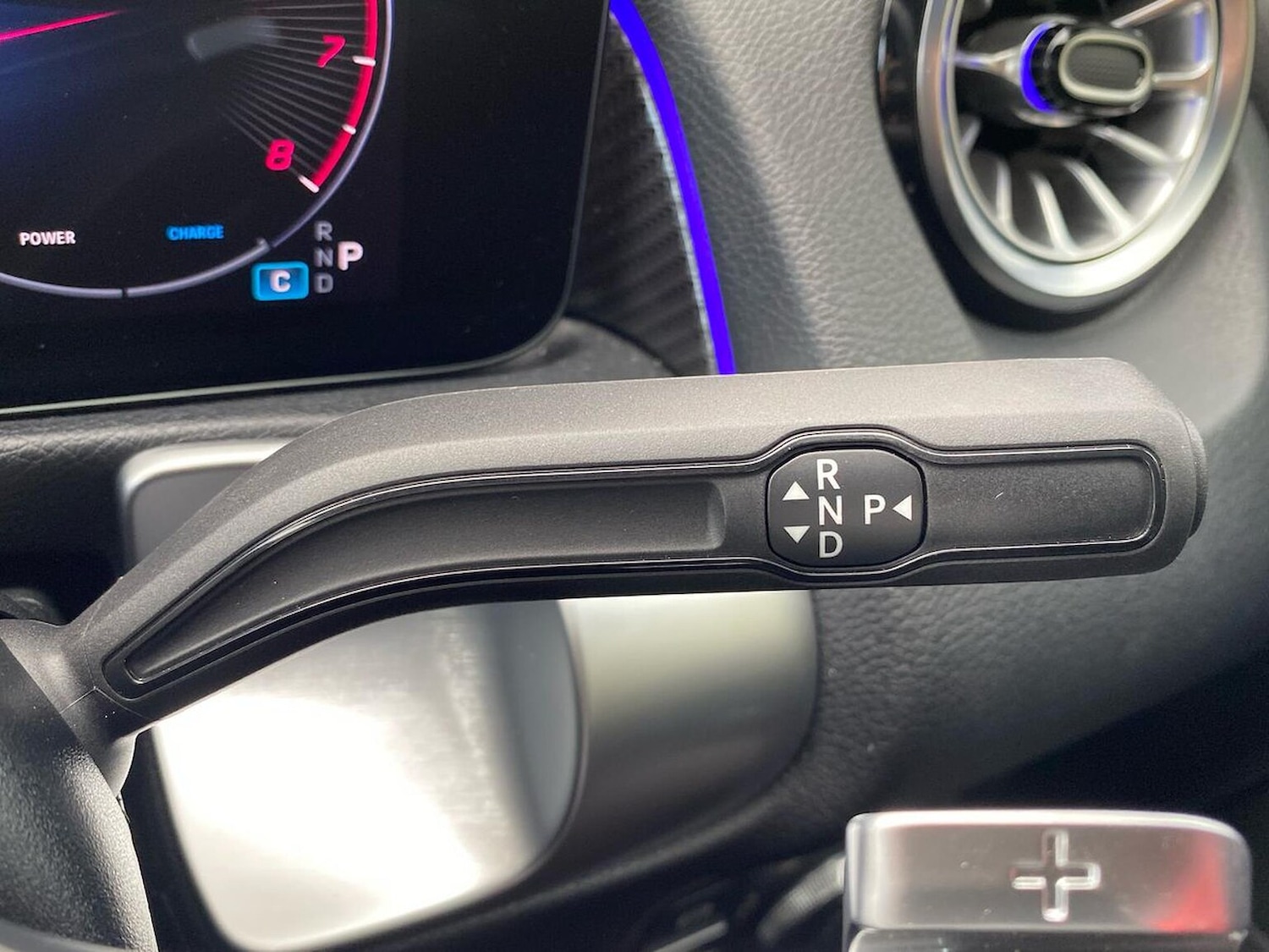 Used Mercedes-Benz GLB 2024 for sale - 76382671: Photo 29