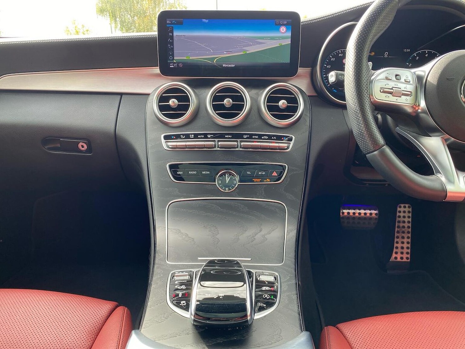 Used Mercedes-Benz C Class 2020 for sale - 76352539: Photo 13