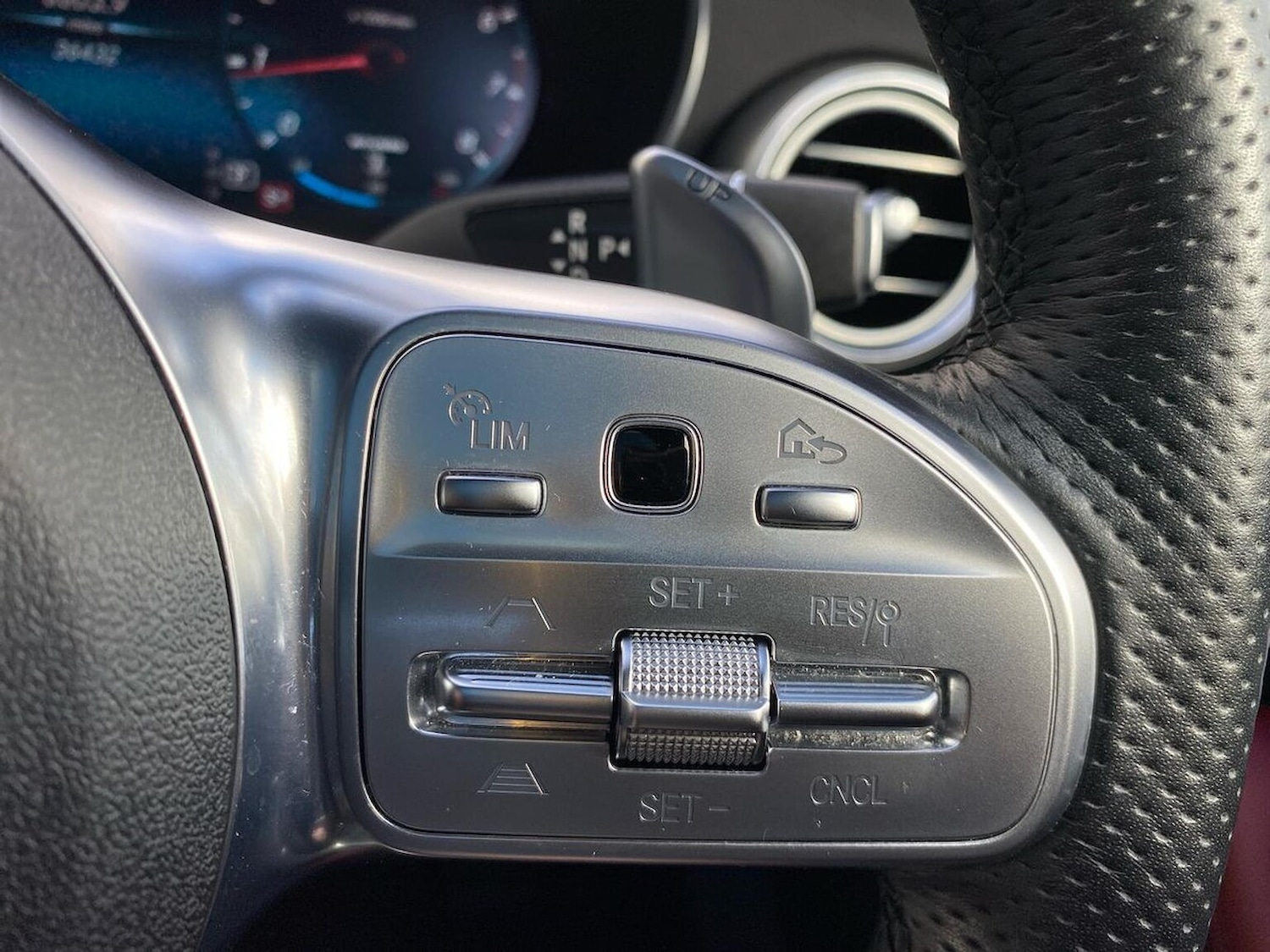 Used Mercedes-Benz C Class 2020 for sale - 76352539: Photo 27