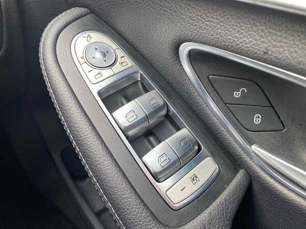Used Mercedes-Benz C Class 2018 for sale - 76324656: Photo 21