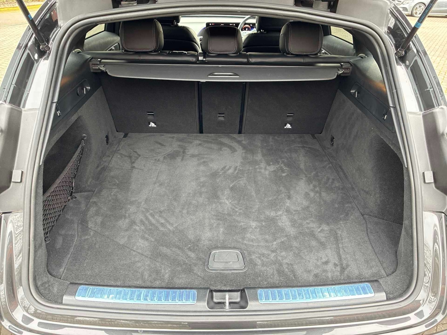 Used Mercedes-Benz EQC 2023 for sale - 78011649: Photo 16