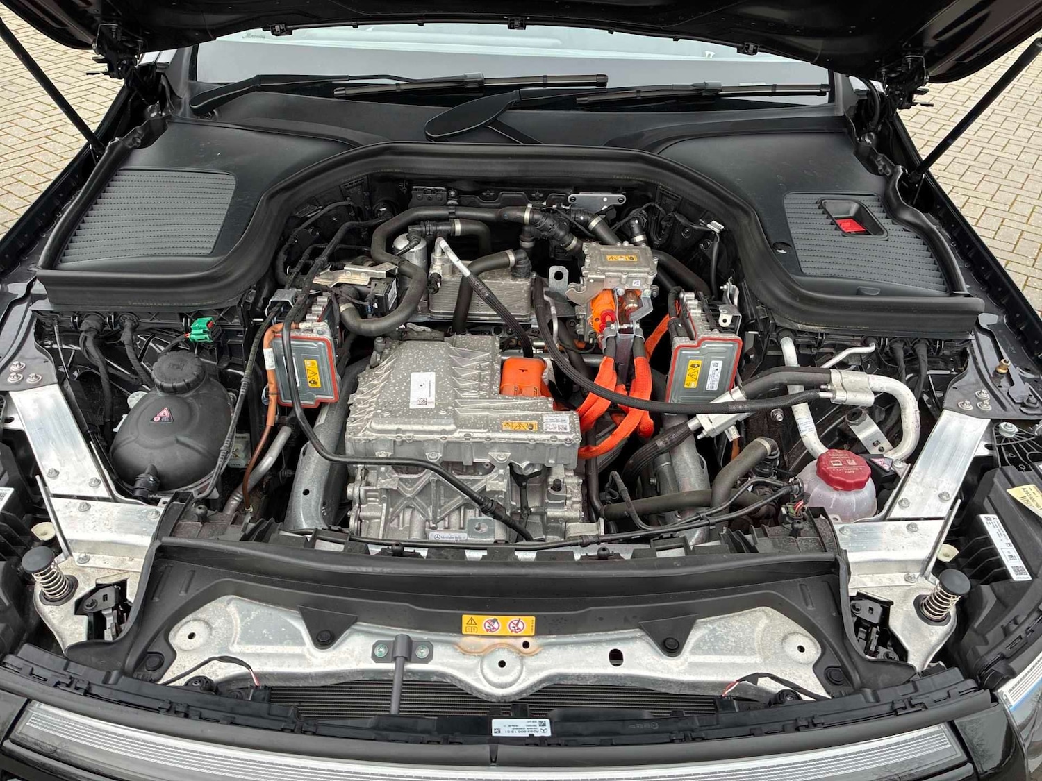 Used Mercedes-Benz EQC 2023 for sale - 78011649: Photo 9