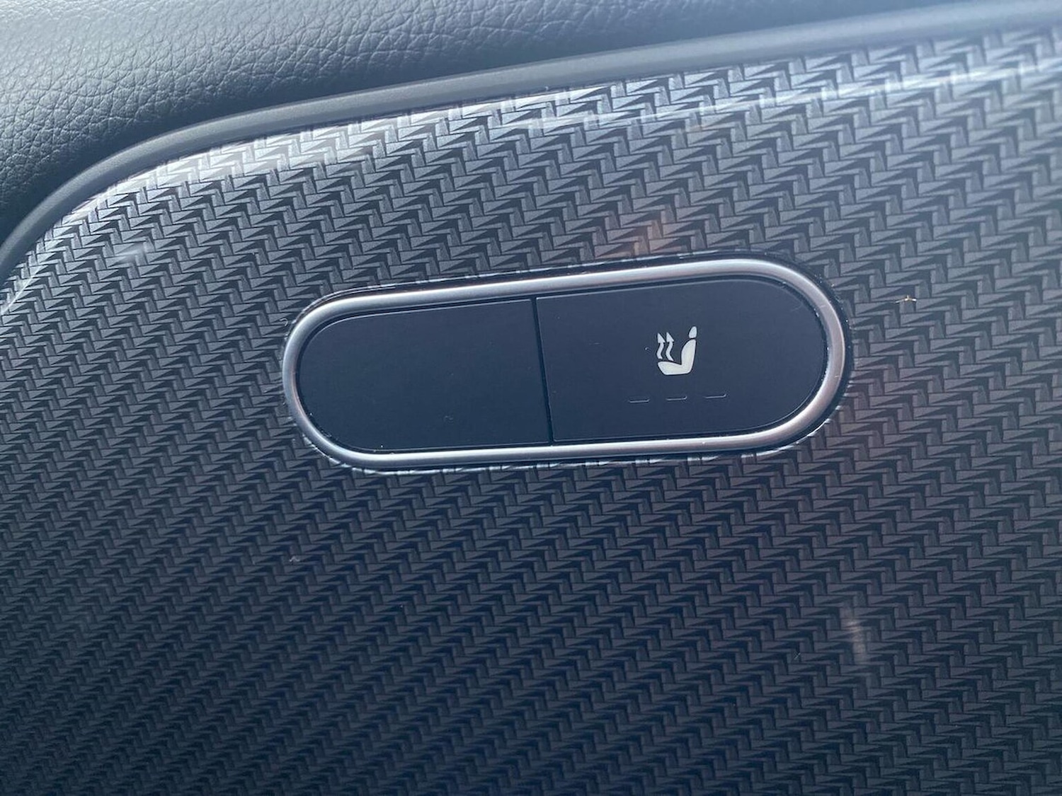 Used Mercedes-Benz GLB 2024 for sale - 76982876: Photo 30