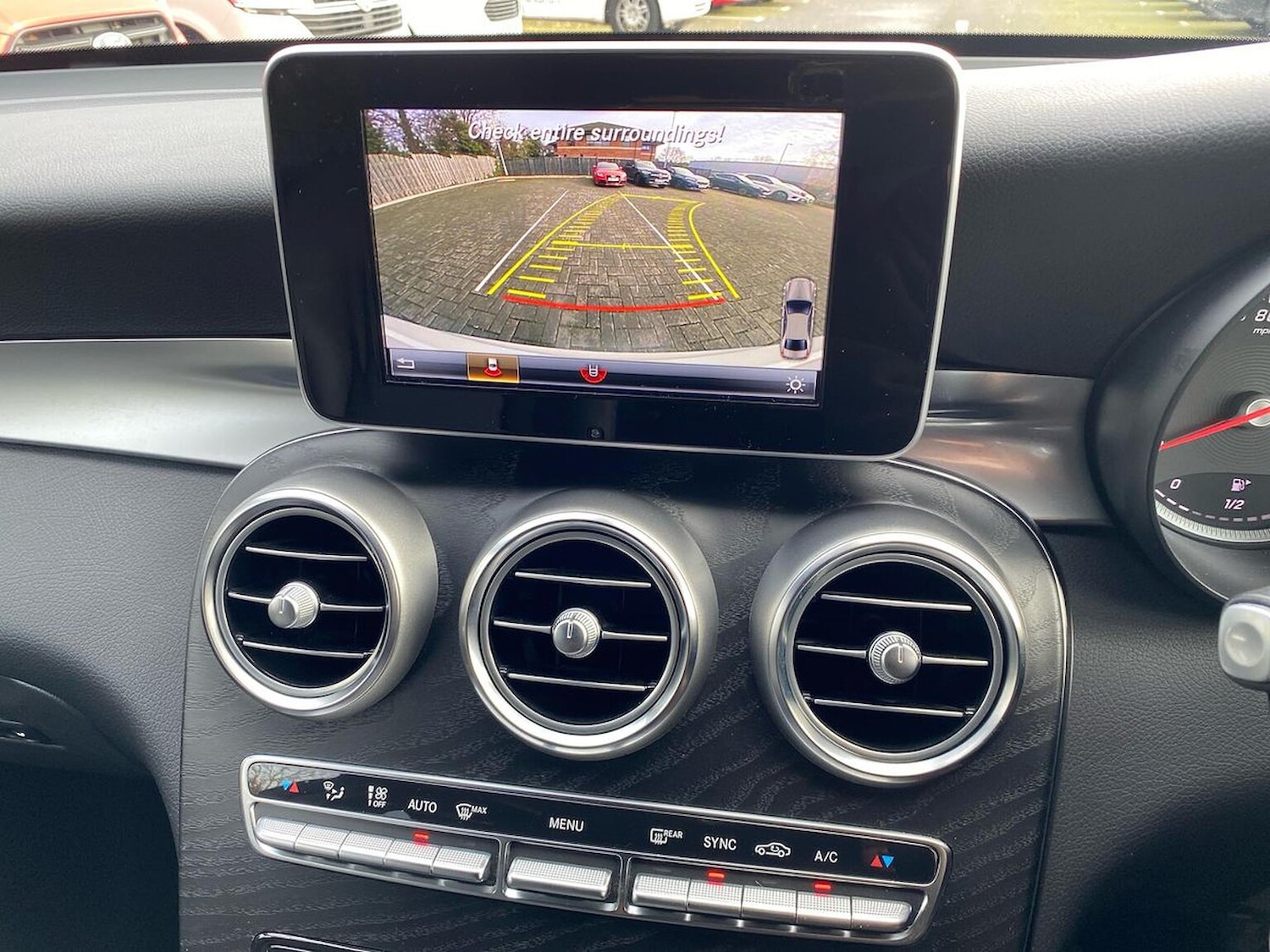 Used Mercedes-Benz GLC 2018 for sale - 76830684: Photo 23